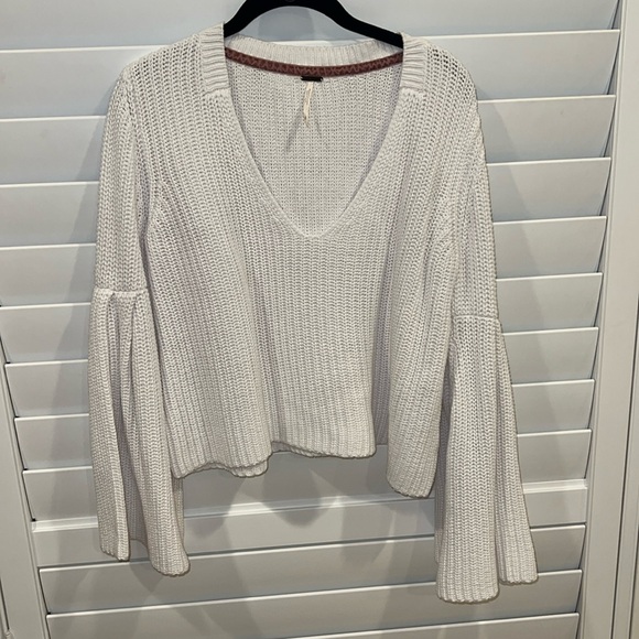 Free People cotton bell sleeve cropped sweeter size small oversized - Picture 2 of 5